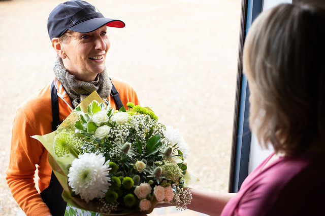 Sentuhan Estetika dalam Karangan Bunga Pemalang Modern